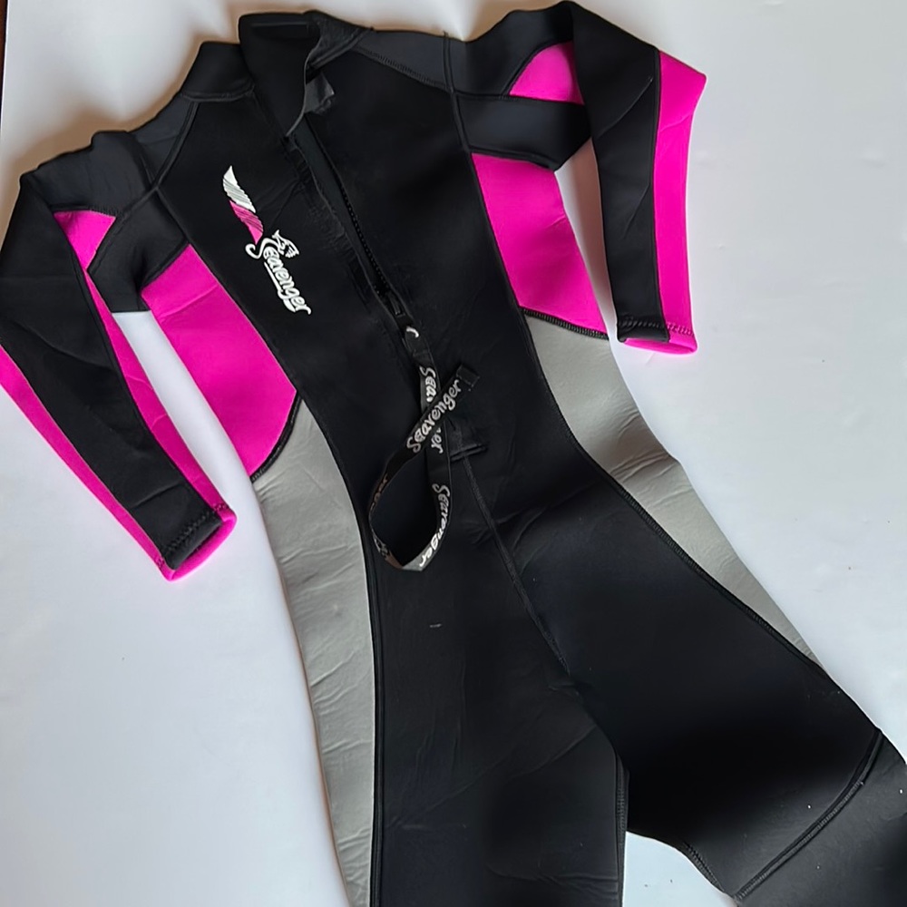 Scavenger Scuba Diving Suit